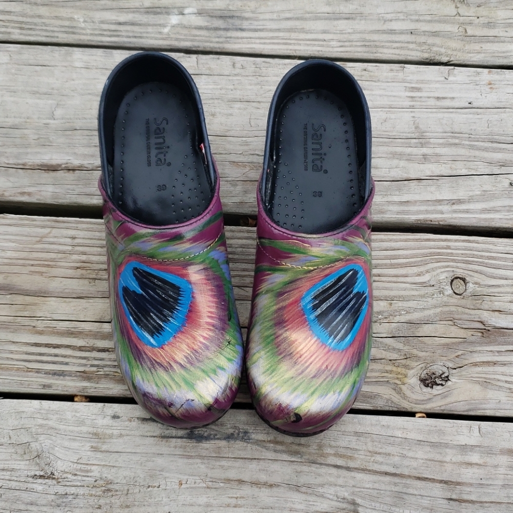 Sanita Clogs
